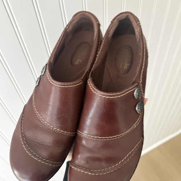 ⭐️ NEW Clarks Size 8 1/2 Brown Leather Women's Loafers Bendables - Picture 4 of 8